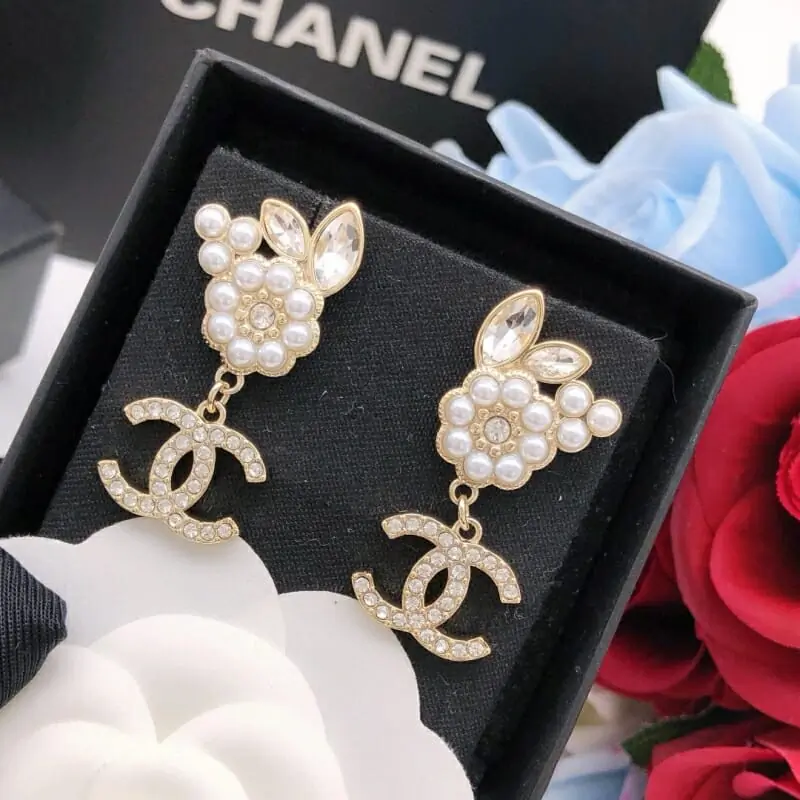 chanel boucles doreilles pour femme s_123b6a02